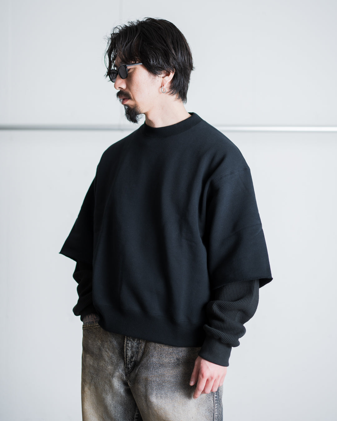 Name. RAYERED SLEEVE SWEAT SHIRT