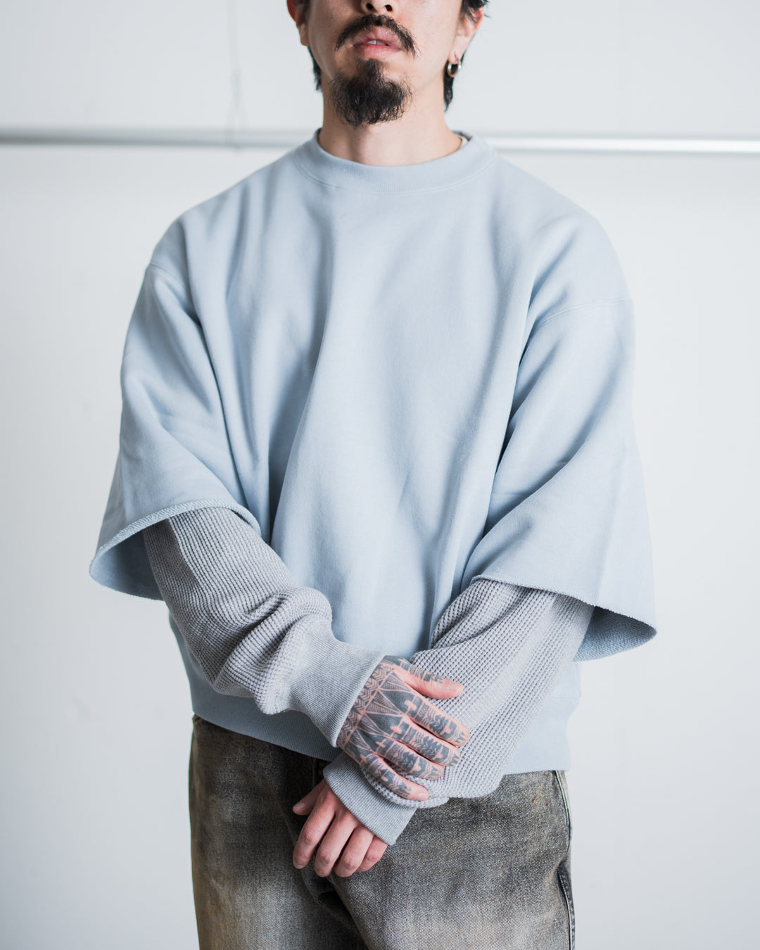 Name. RAYERED SLEEVE SWEAT SHIRT