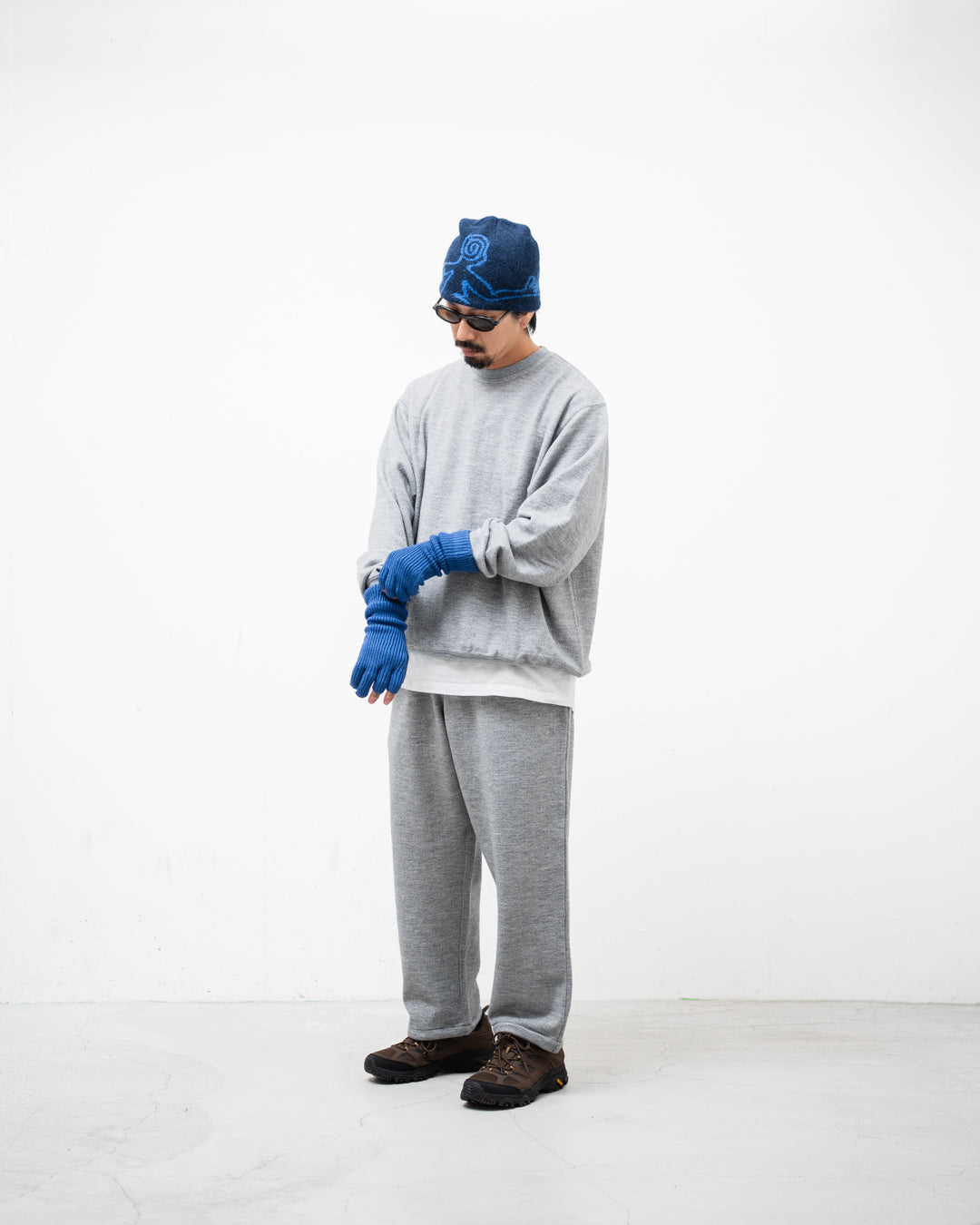 [9.26 sat 12:00 Release]【Collaboration】Acy × ALWAYTH ALWACY CREW NECK SWEAT