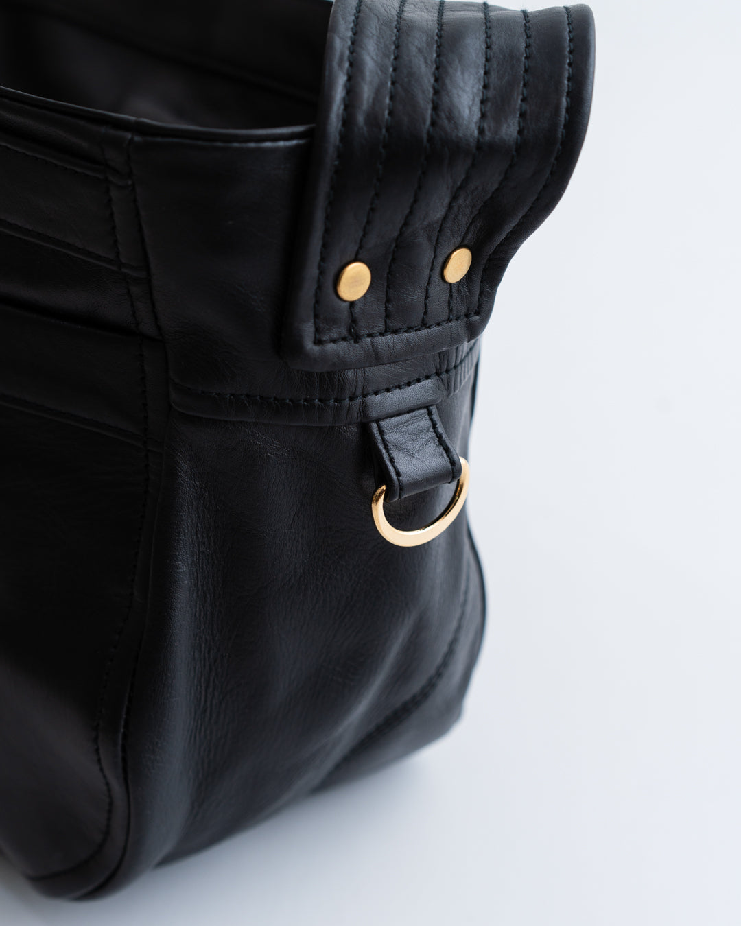 通販] CCU(シーシーユー) NEW NEWSPAPER BAG S 商品ページ – fazeone