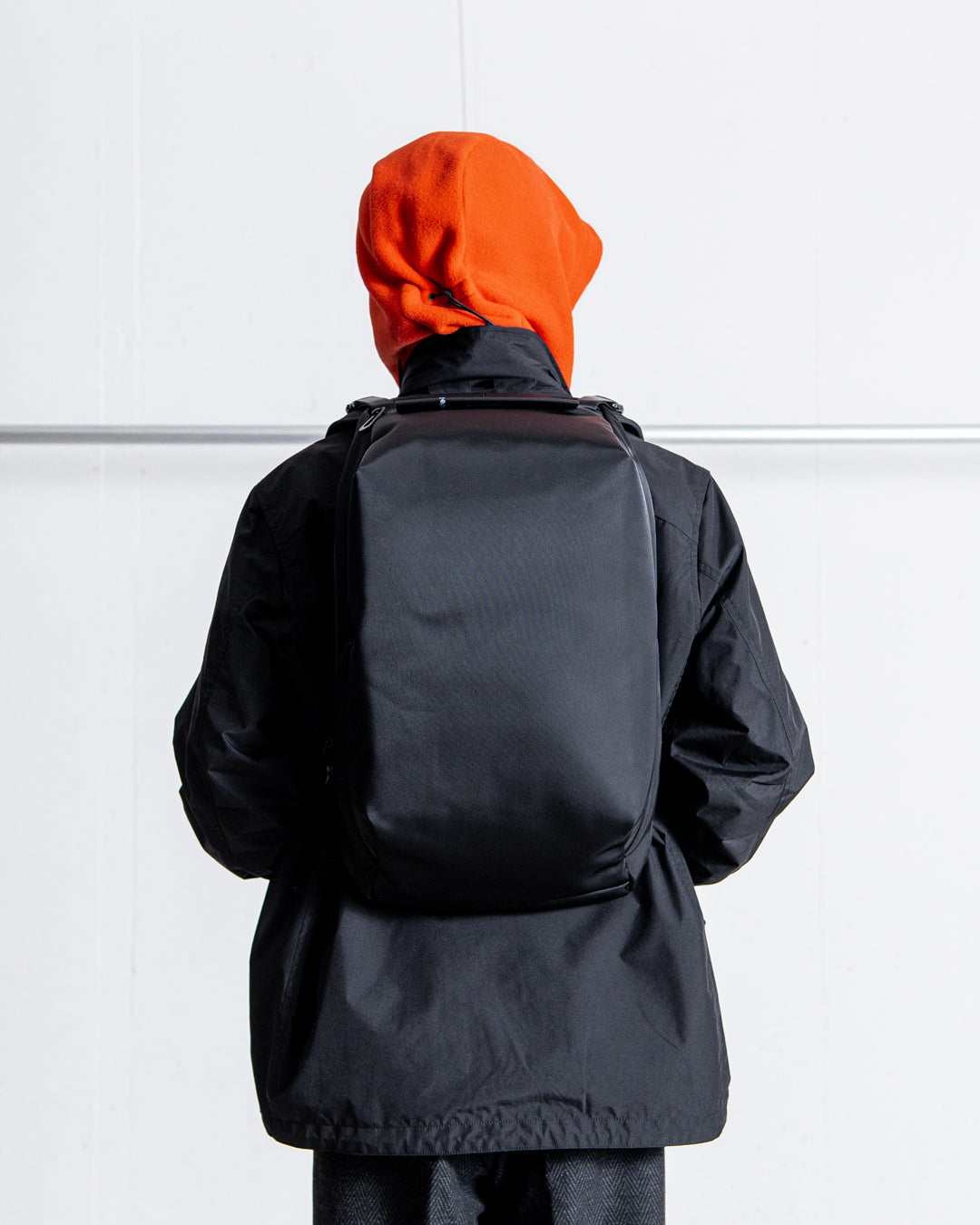 cote&ciel Saru Sleek Black