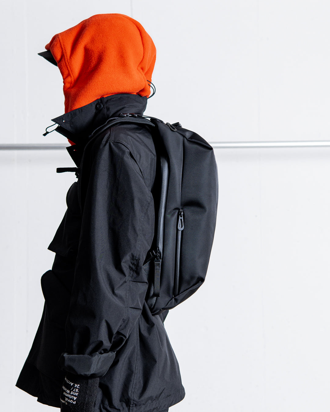 cote&ciel Saru Sleek Black