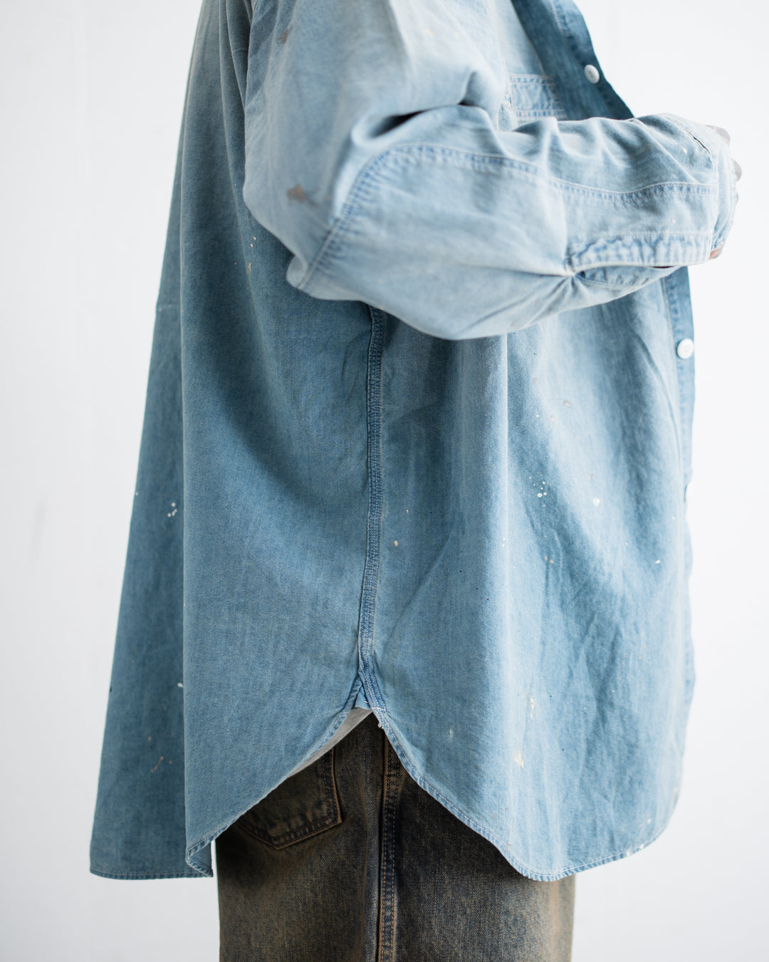 [9.26 sat 11:00 Release] BOWWOW SOLID BLUE CHAMBRAY SHIRT