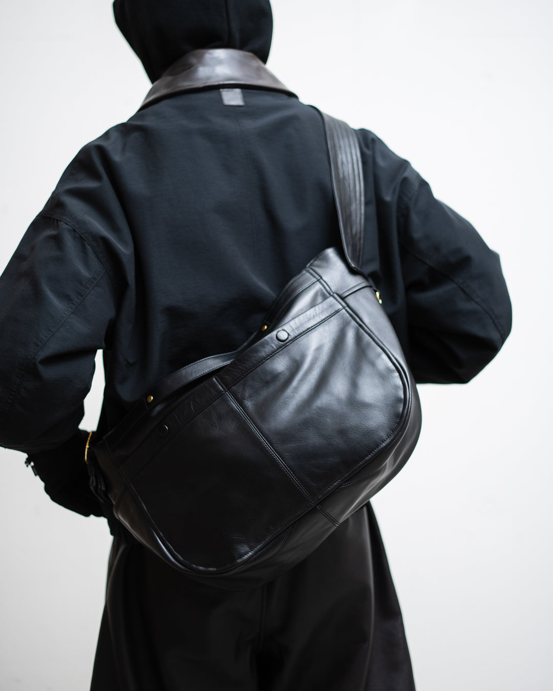 バッグ CCU NEWSPAPER BAG M 通販] CCU(シーシーユー) NEW NEWSPAPER BAG M 商品ページ – fazeone