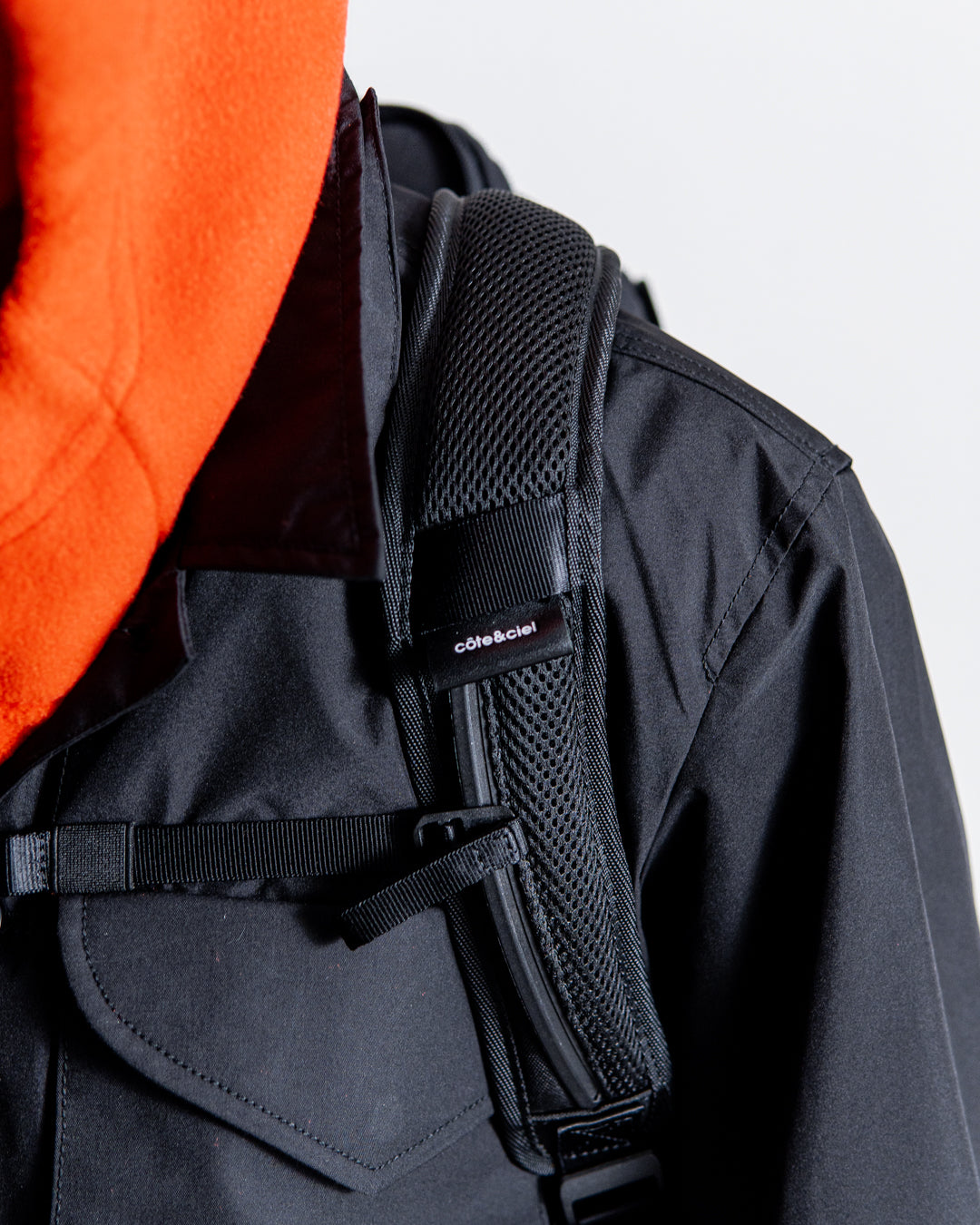 cote&ciel AVON ECOYARN BLACK