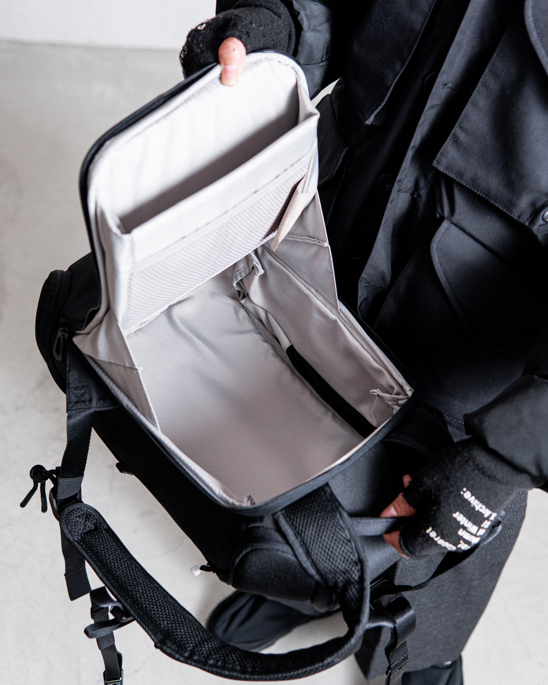 cote&ciel AVON ECOYARN BLACK