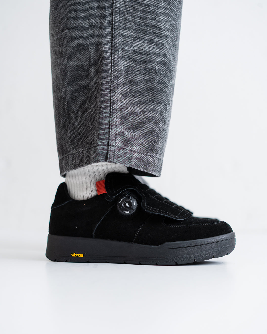 pg ELEPHANT - BLACK