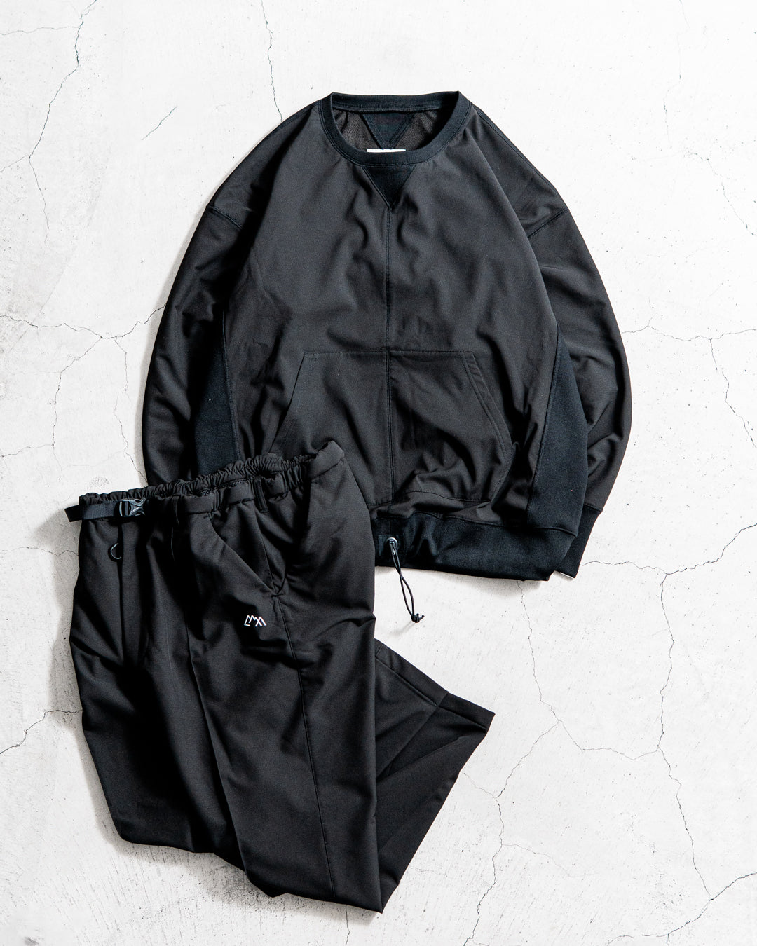 CMF OUTDOOR GARMENT DIVIDED SWEAT