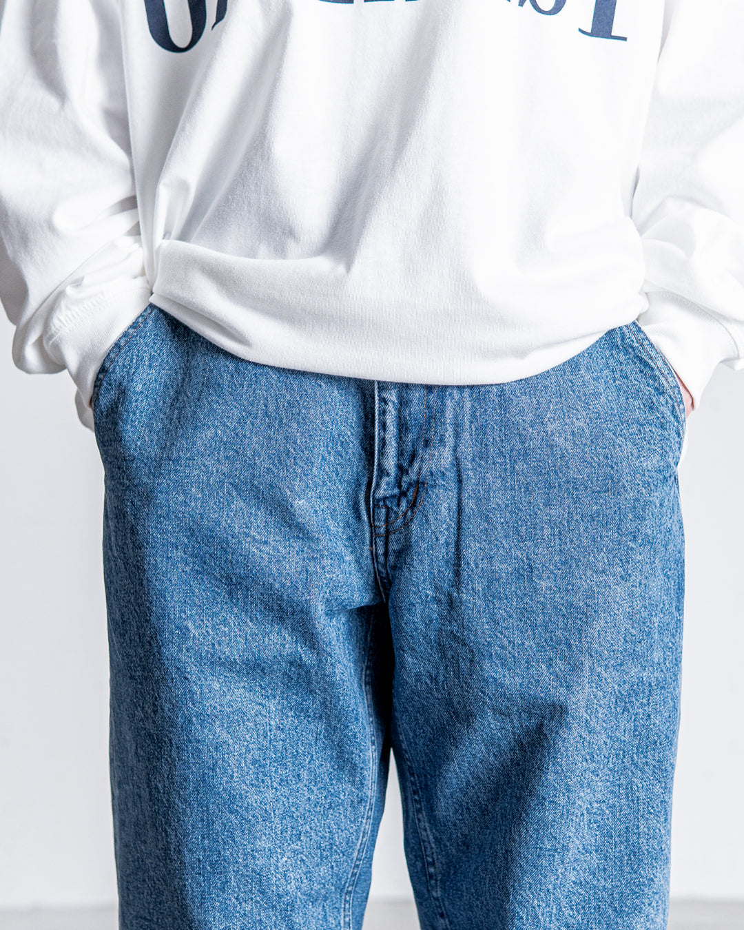 UNTRACE DENIM STRAIGHT PANTS BLEACH