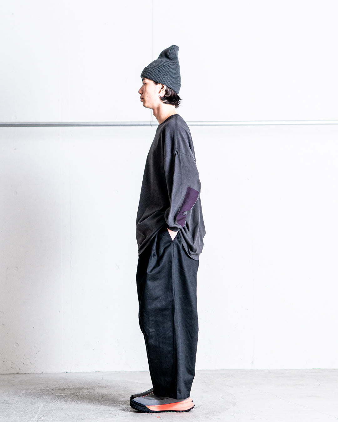 [8.23 sat 0:00 Release] UNTRACE L/S Tee _214