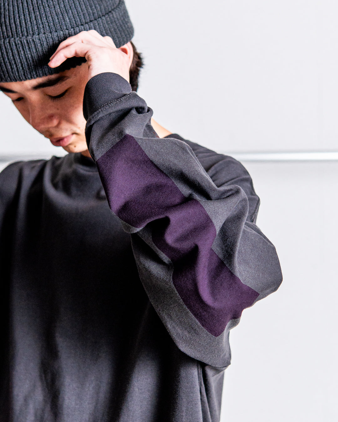 [8.23 sat 0:00 Release] UNTRACE L/S Tee _214