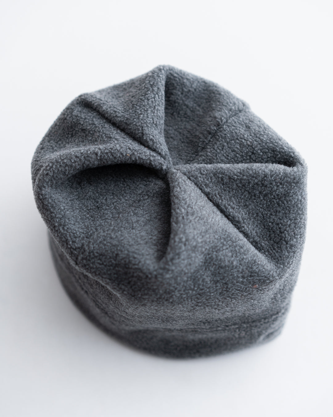[10.9 fri 12:00 Release] average_ Micro Fleece Beanie