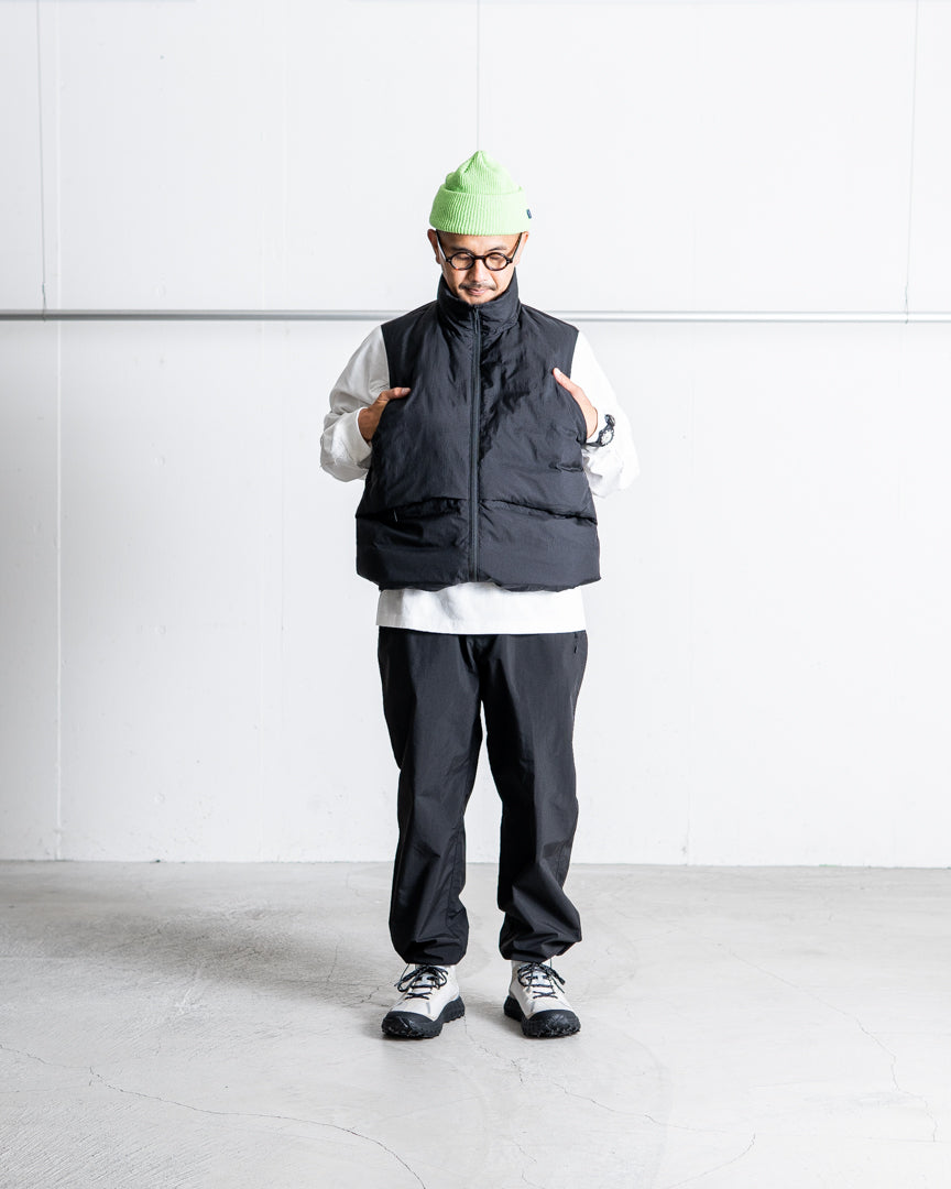 ES.1 Light Down Vest