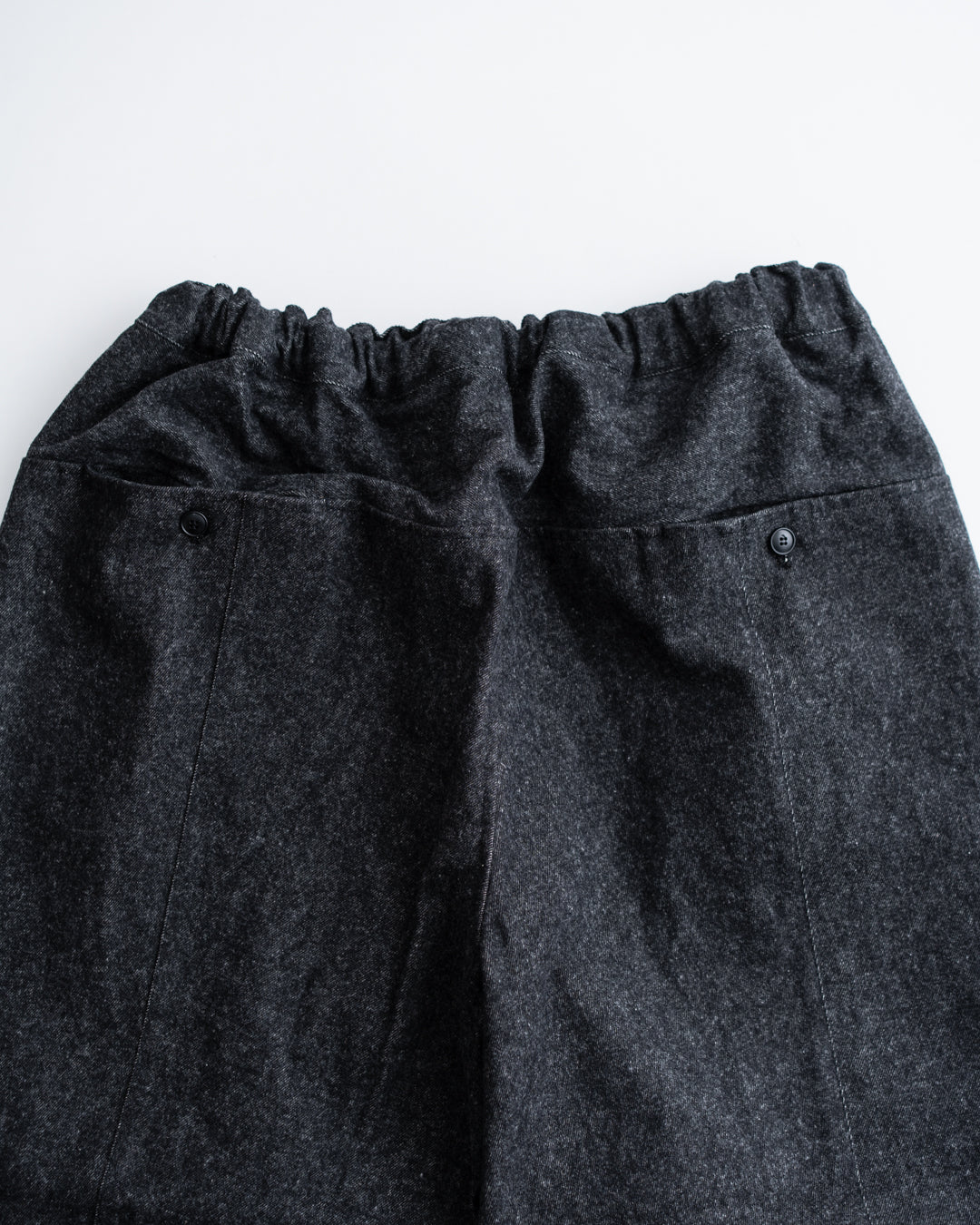 EEL products Oct. pants2