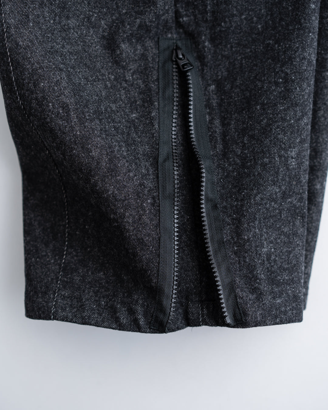 EEL products Oct. pants2