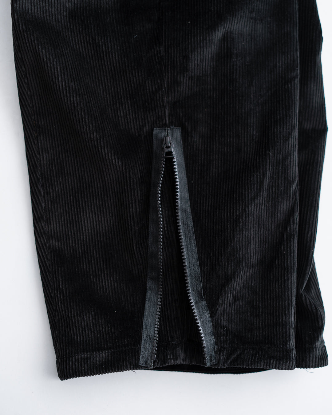 EEL products Oct. pants2