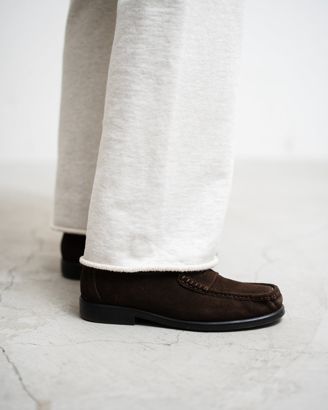 通販] BOWWOW(バウワウ) ESSENTIAL CHINO PANTS AGED 商品ページ – fazeone