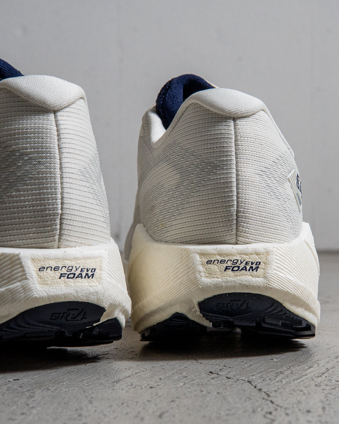 SALOMON AERO BLAZE 3 GRVL GORE-TEX - Vanilla Ice / Astral Aura / Lemon