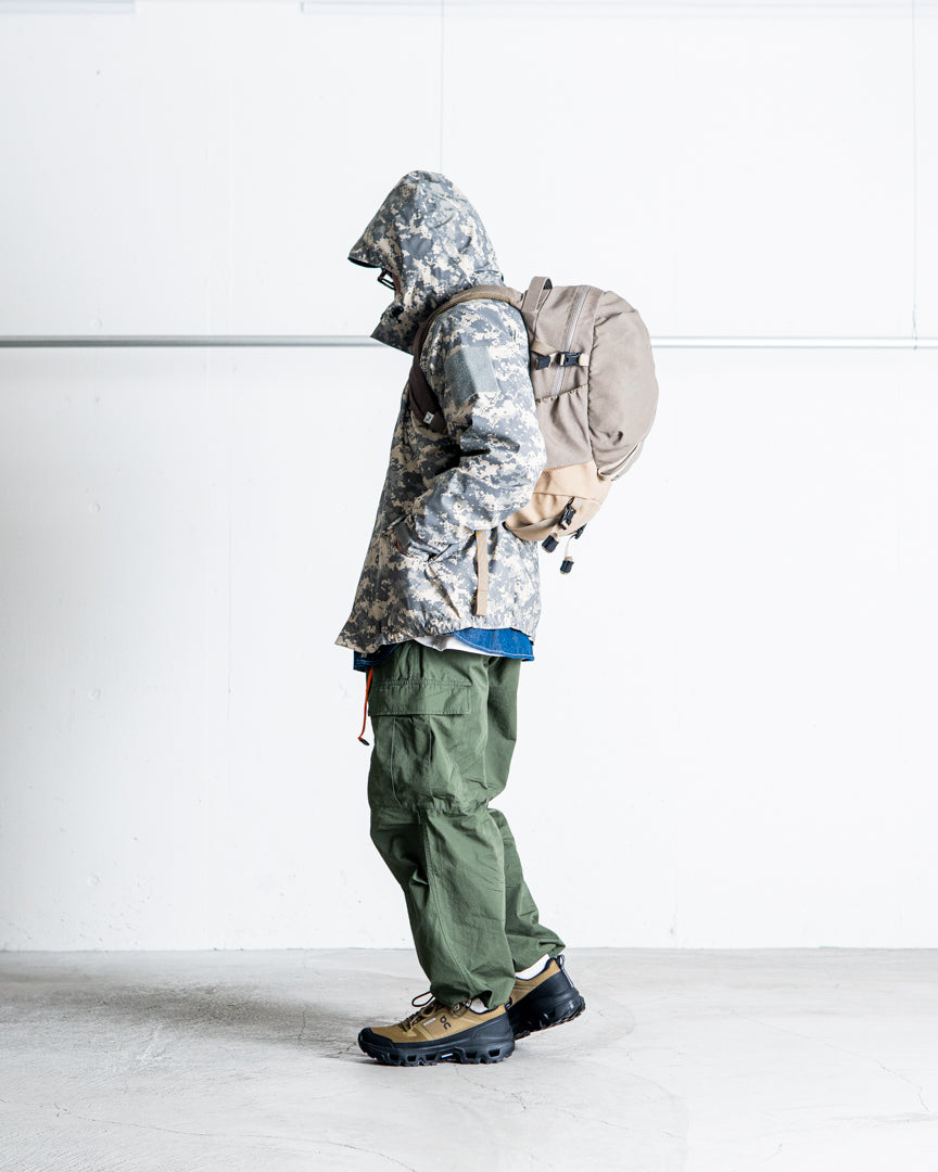 LOG HOUSE DESIGN 90's DEAD STOCK MILITARY TEST SAMPLE GORE-TEX REVERSIBLE PARKA