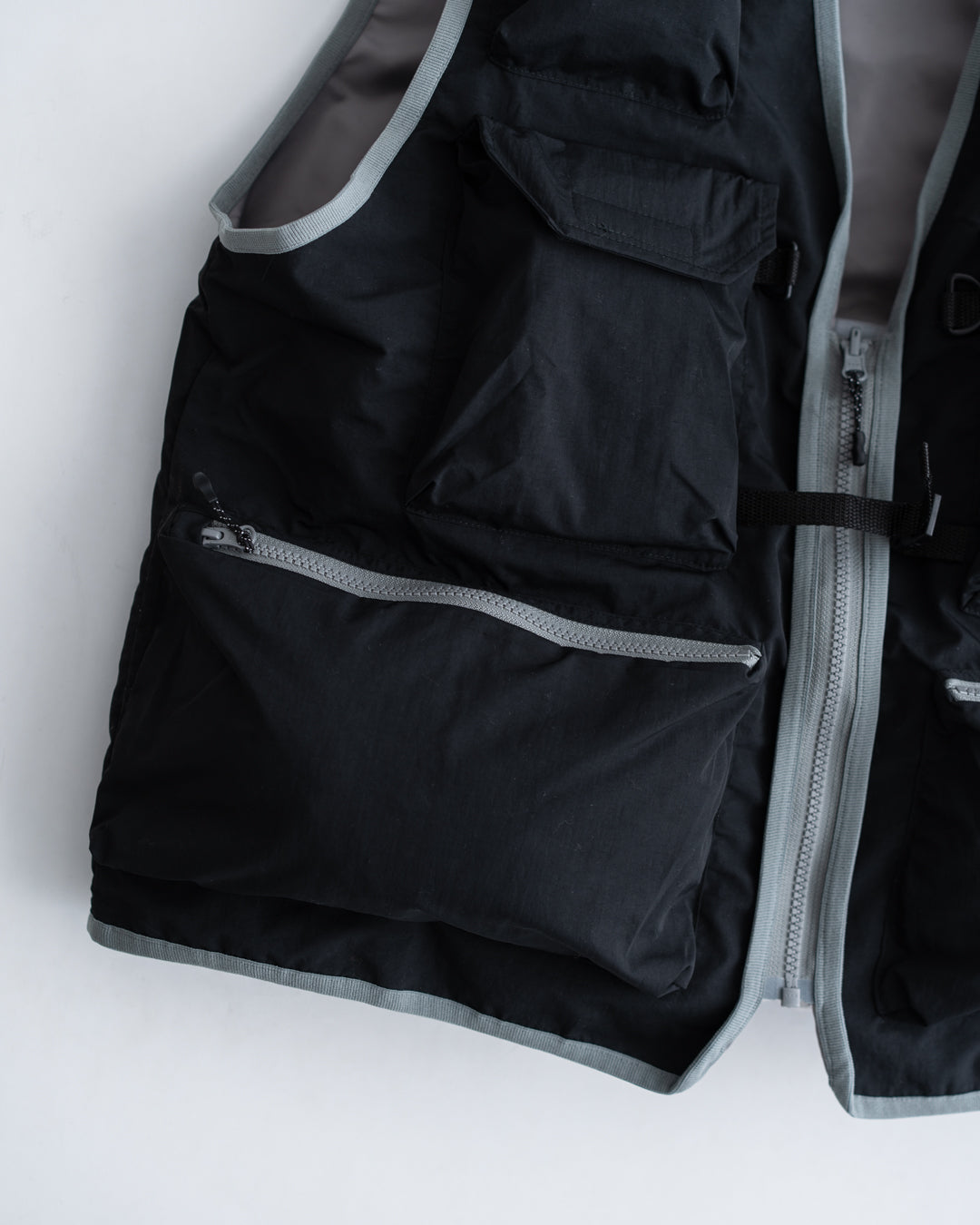 [LAST 1] Acy 2WAY UTILITY VEST