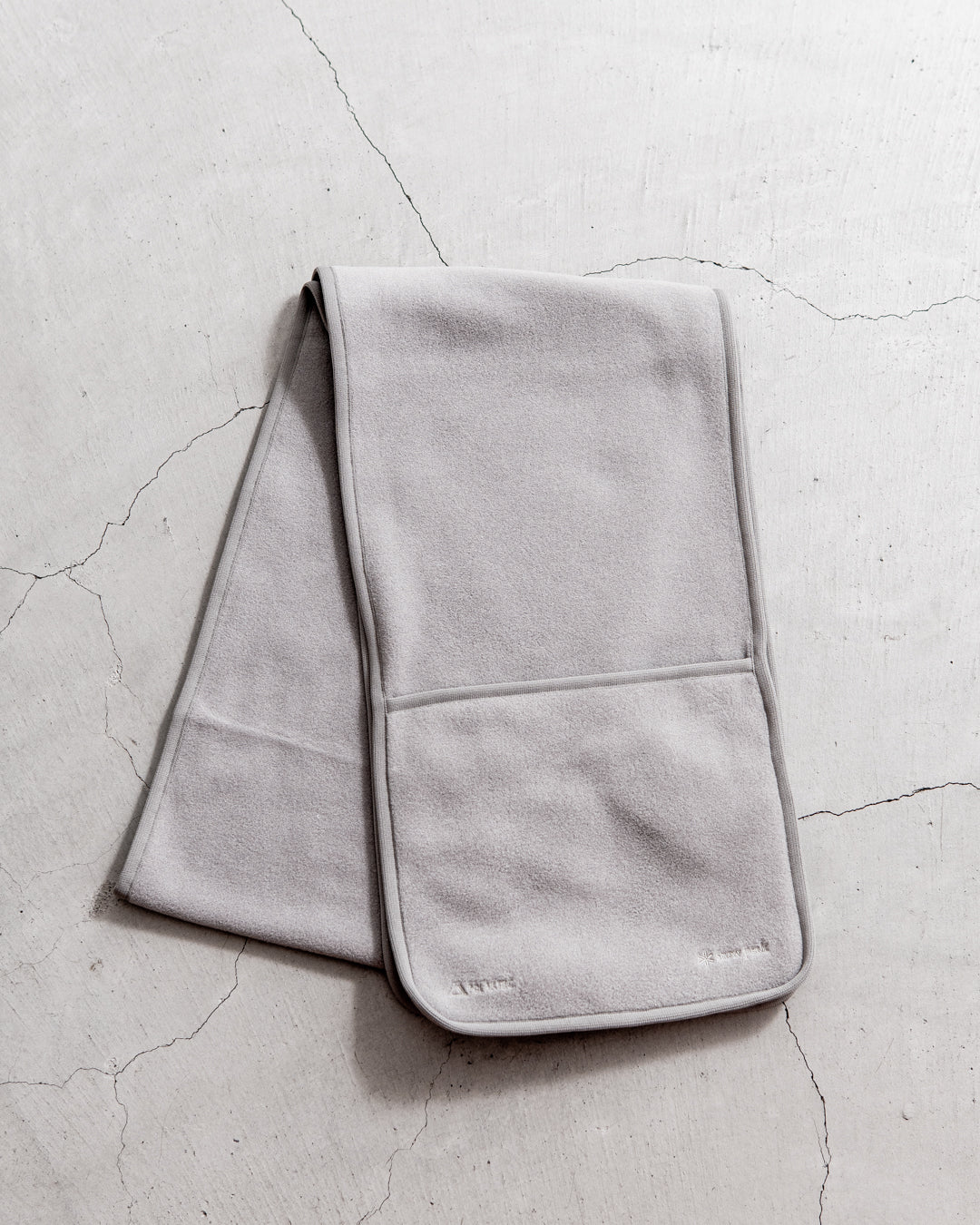 snow peak Water-Repellent Fleece Stole