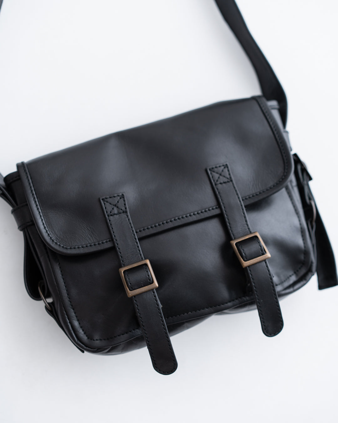 CCU FLAP SHOULDER BAG S SIZE