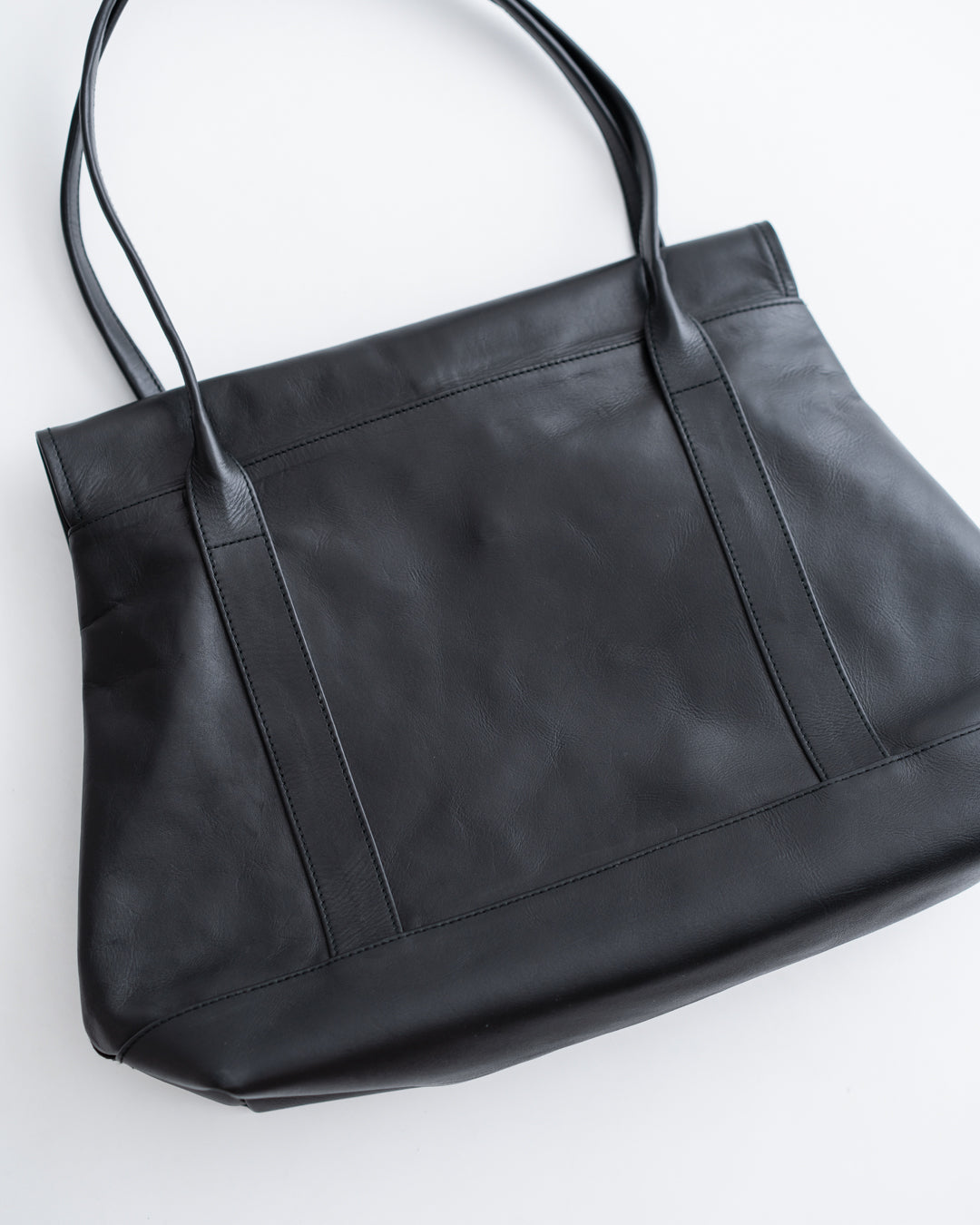 CCU ROUND TOTE BAG M SIZE