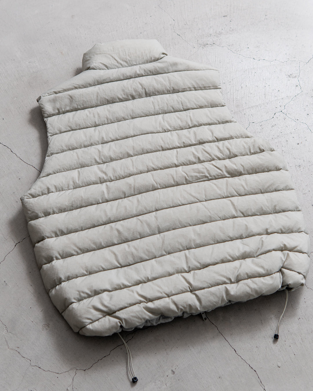 ES.1 Middle Down Vest