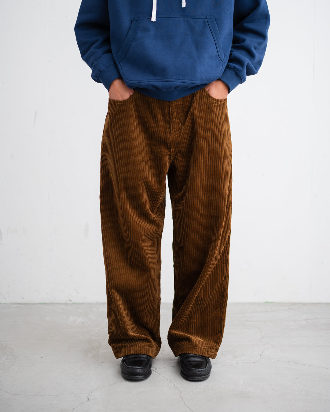 [10.17 sat 12:00 Release] SEDAN ALL-PURPOSE Corduroy Baggy Jeans
