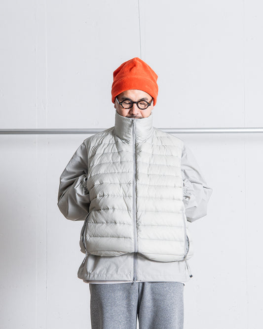 ES.1 Middle Down Vest