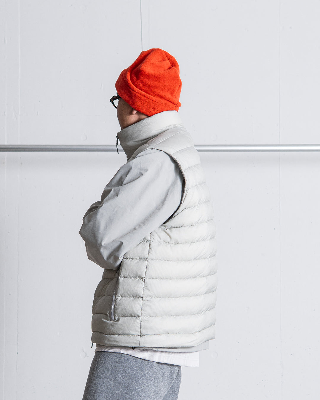 ES.1 Middle Down Vest