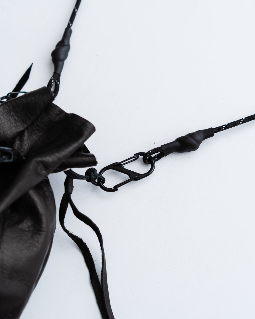 Decollte accessory NEW kinchaku bag ブラック Bag Kinchaku Black | The Sant