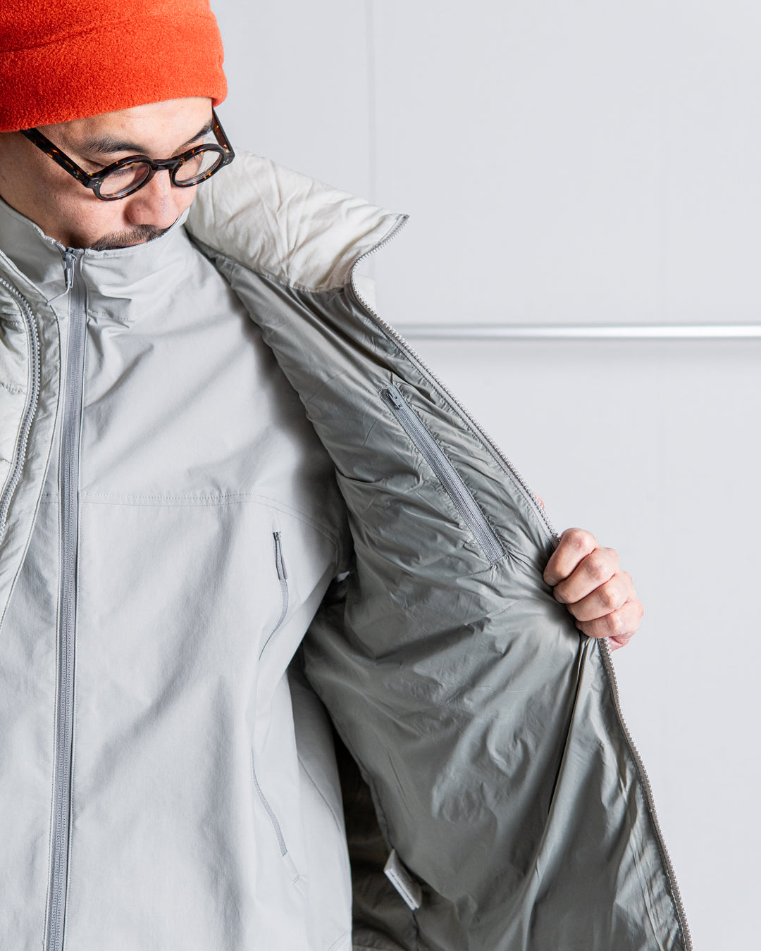 ES.1 Middle Down Vest