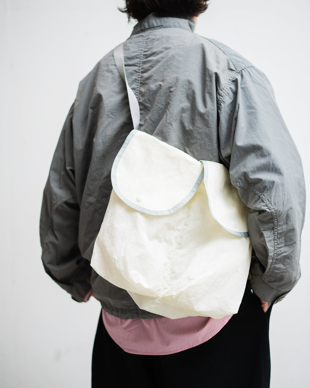 wonderland Large Pocket