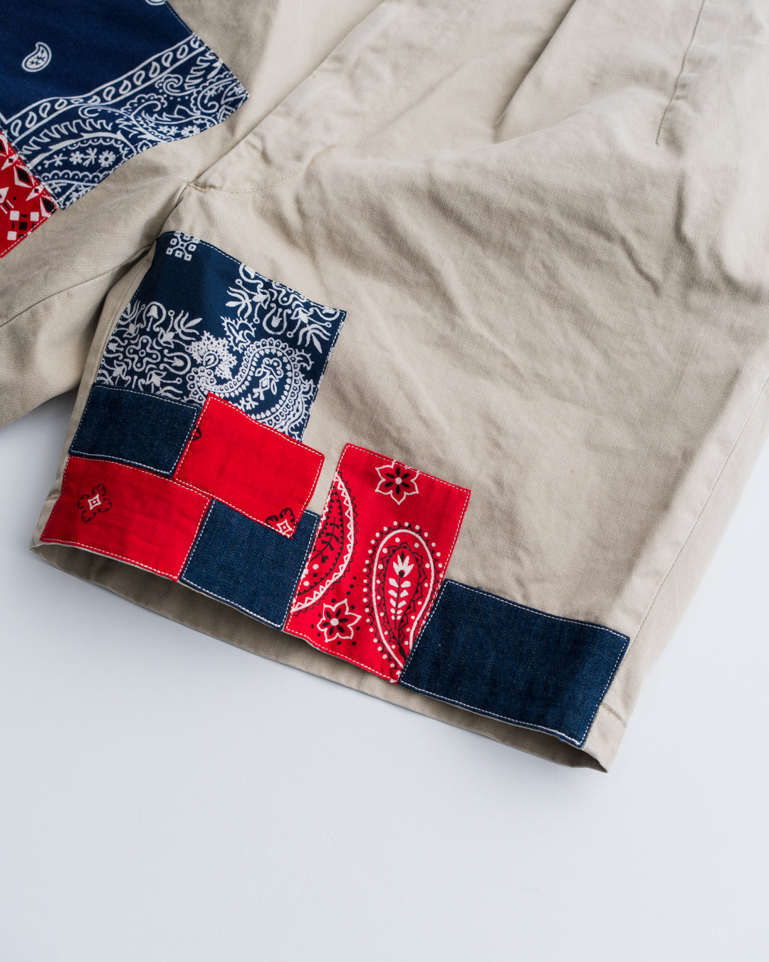 BOWWOW BANDANA REMADE CHINO SHORTS
