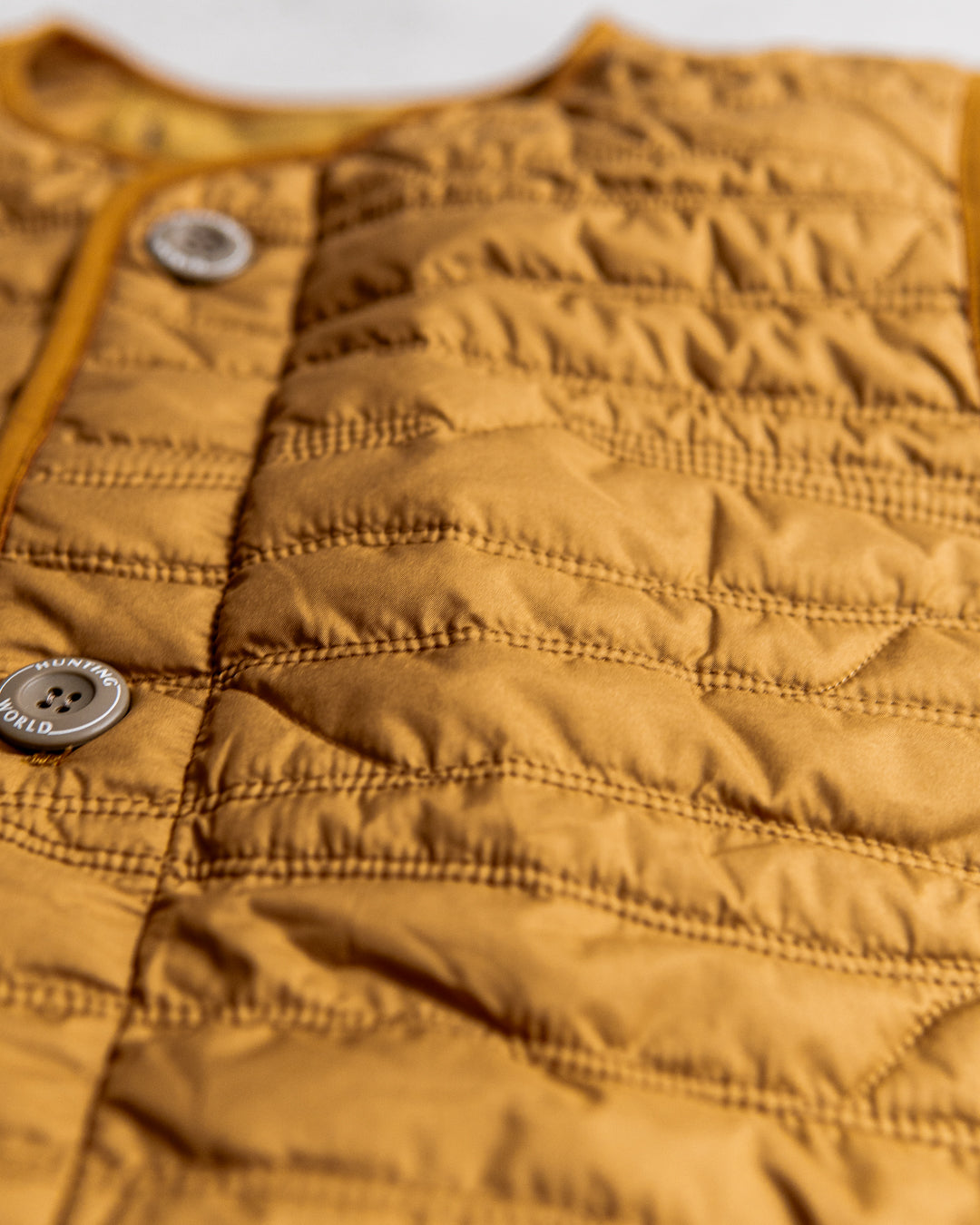 【limited】HUNTING WORLD CRAFTED BY DESCENTE.LAB ATY STRETCH WOVEN QUILTED SHORT LINER COAT