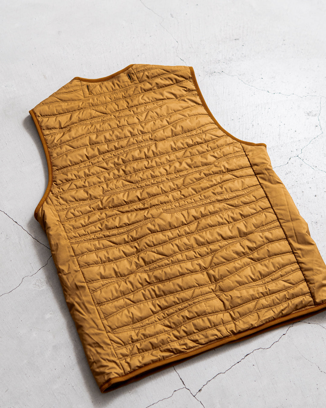 【limited】HUNTING WORLD CRAFTED BY DESCENTE.LAB ATY STRETCH WOVEN QUILTED SHORT LINER COAT