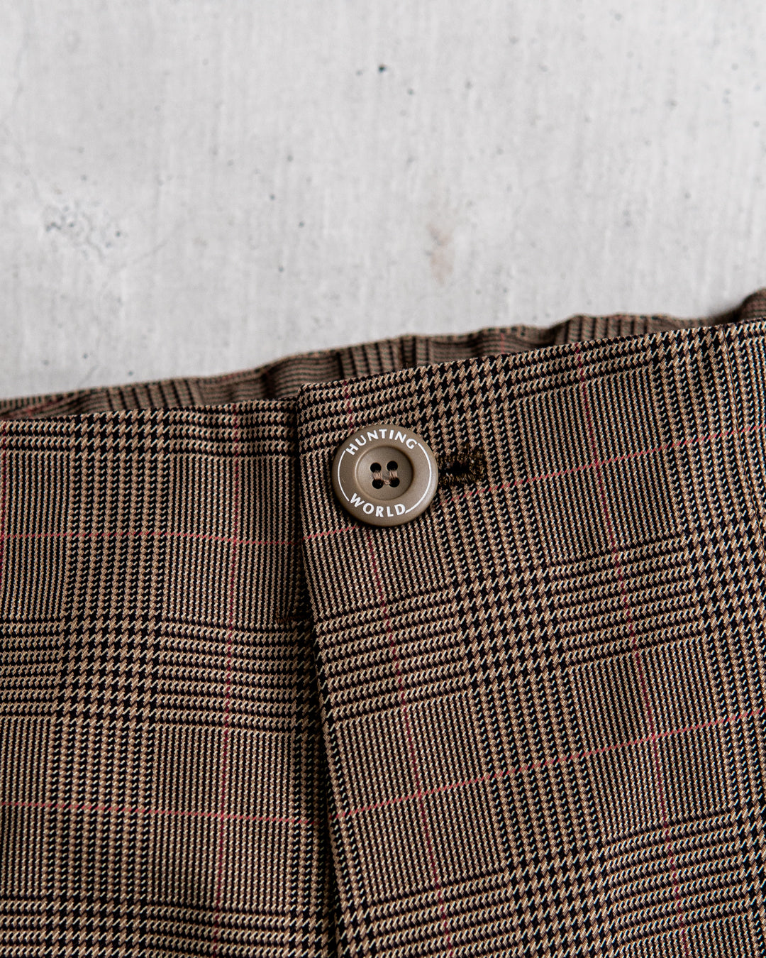 【limited】HUNTING WORLD CRAFTED BY DESCENTE.LAB ATY STRETCH WOVEN ONE TUCK CURVE PANTS