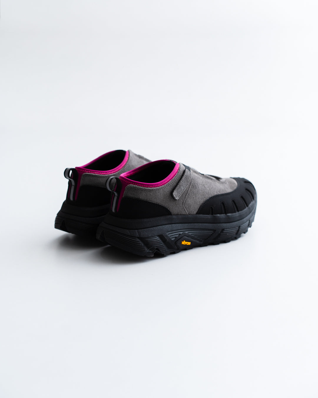 pg LADYBUG - CHARCOAL