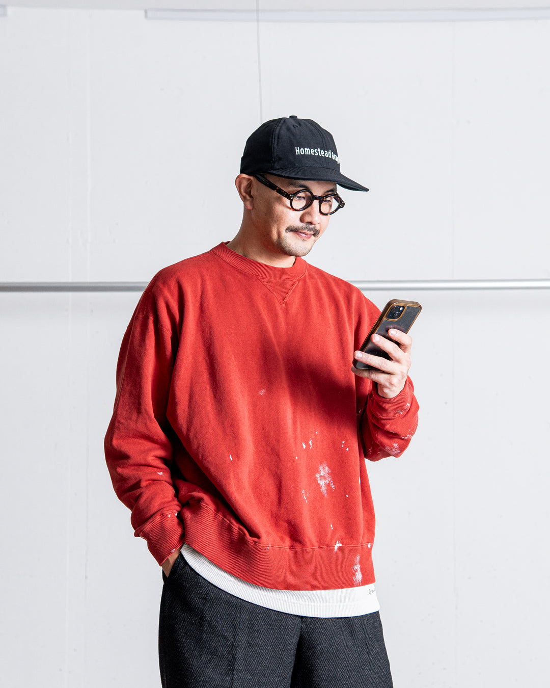 INTERIM VINTAGE FADE BOTH V-GAZETTE SWEAT SHIRT