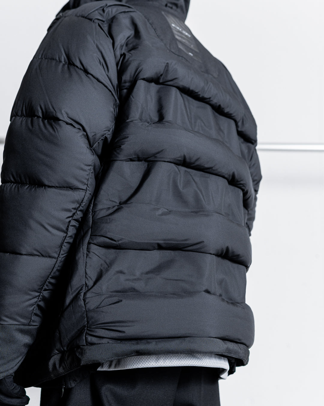【limited】HUNTING WORLD CRAFTED BY DESCENTE.LAB ALTERNATELY WAVE DOWN HOODED JACKET
