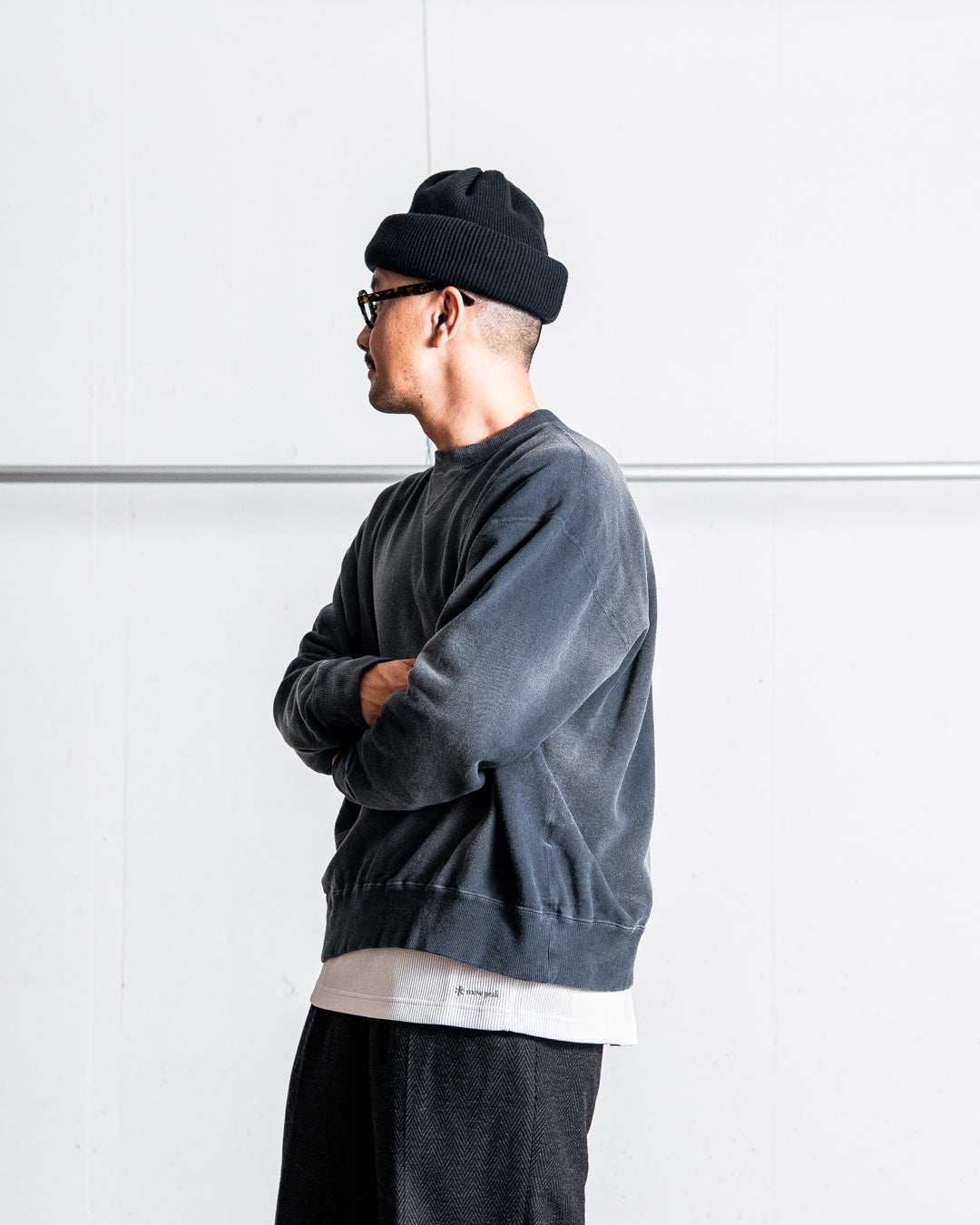 INTERIM VINTAGE FADE BOTH V-GAZETTE SWEAT SHIRT