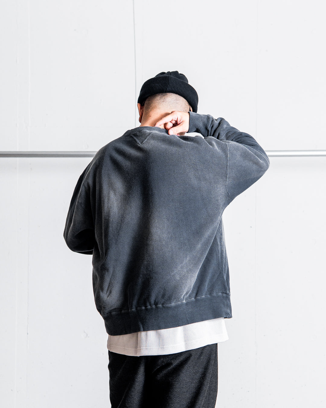 INTERIM VINTAGE FADE BOTH V-GAZETTE SWEAT SHIRT