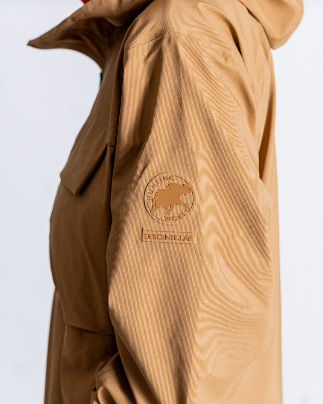 【limited】HUNTING WORLD CRAFTED BY DESCENTE.LAB HARD SHELL ASYMMETRY FIELD JACKET