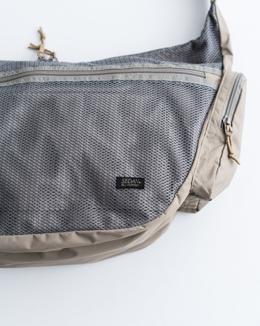 [3.7 sat 12:00 Release] SEDAN ALL-PURPOSE Mesh Shoulder Bag