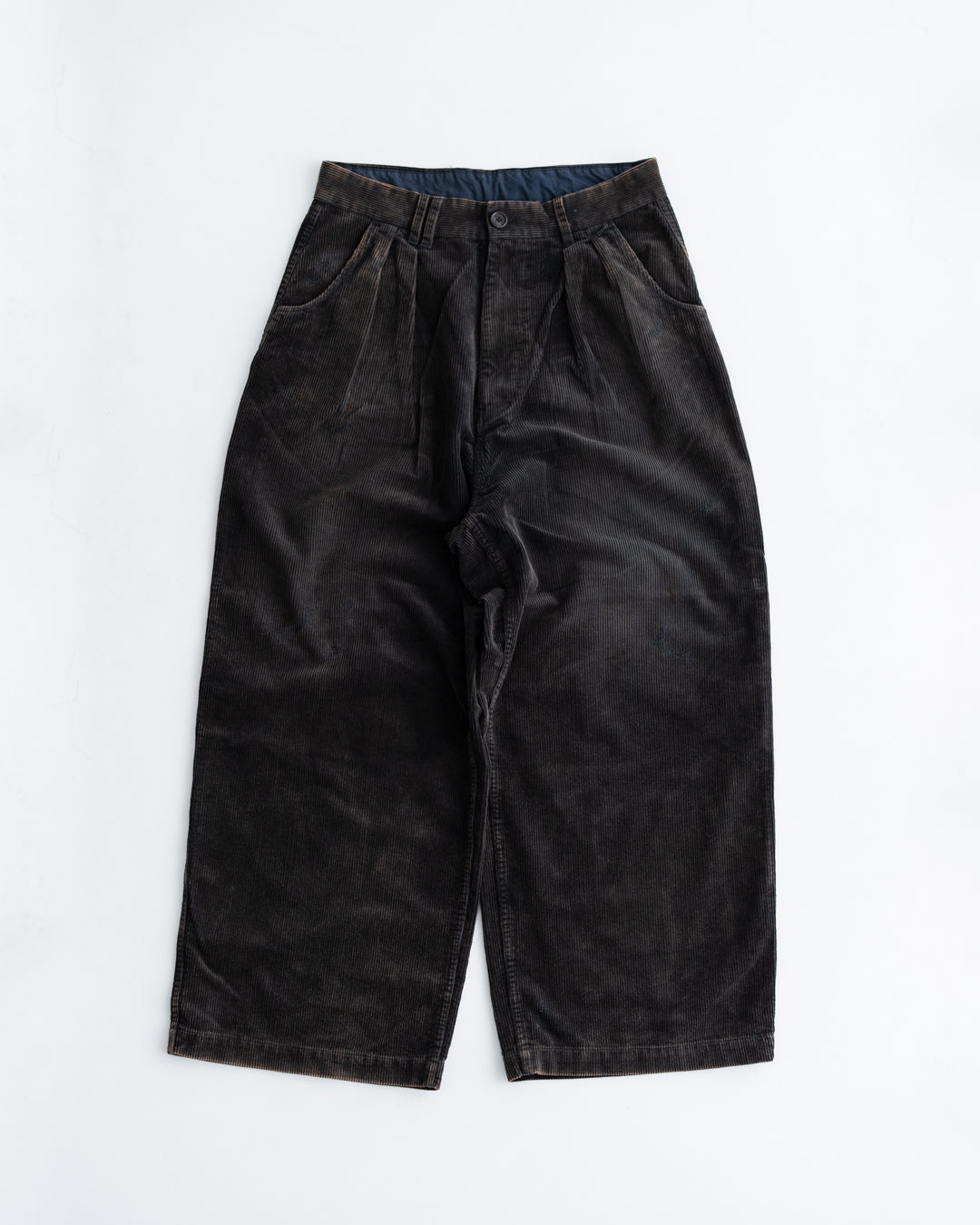 ANACHRONORM CORDUROY TUCK WIDE PANTS