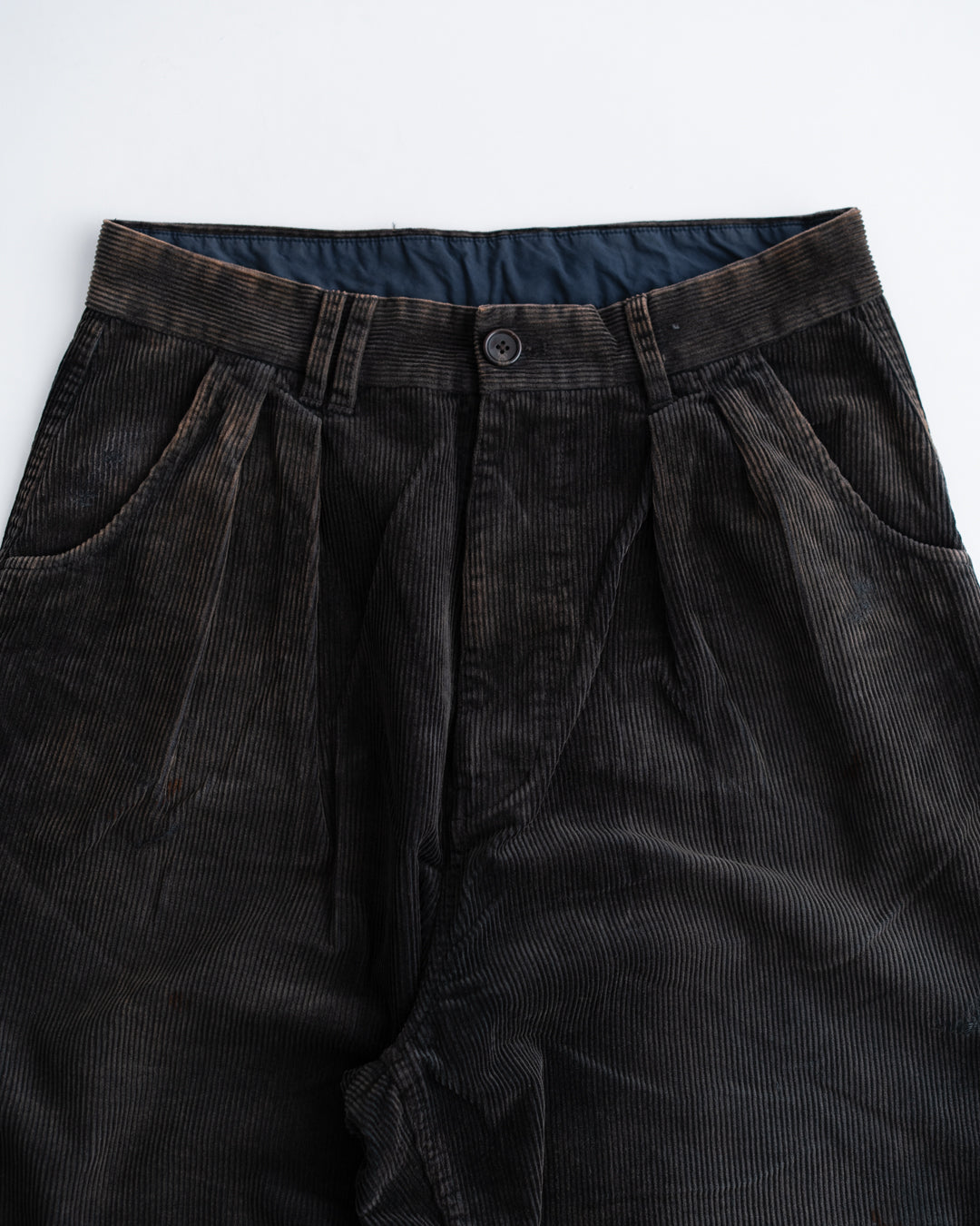 ANACHRONORM CORDUROY TUCK WIDE PANTS