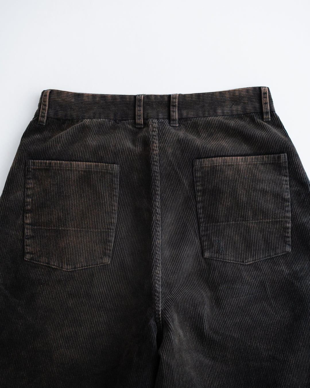 ANACHRONORM CORDUROY TUCK WIDE PANTS