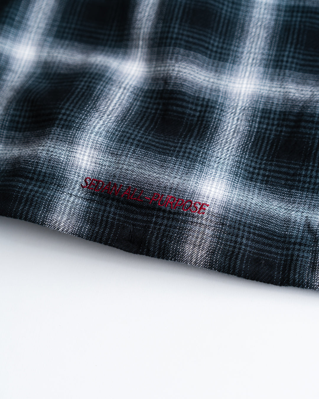 [3.7 sat 12:00 Release] SEDAN ALL-PURPOSE Ombre Plaid Hooded Shirt