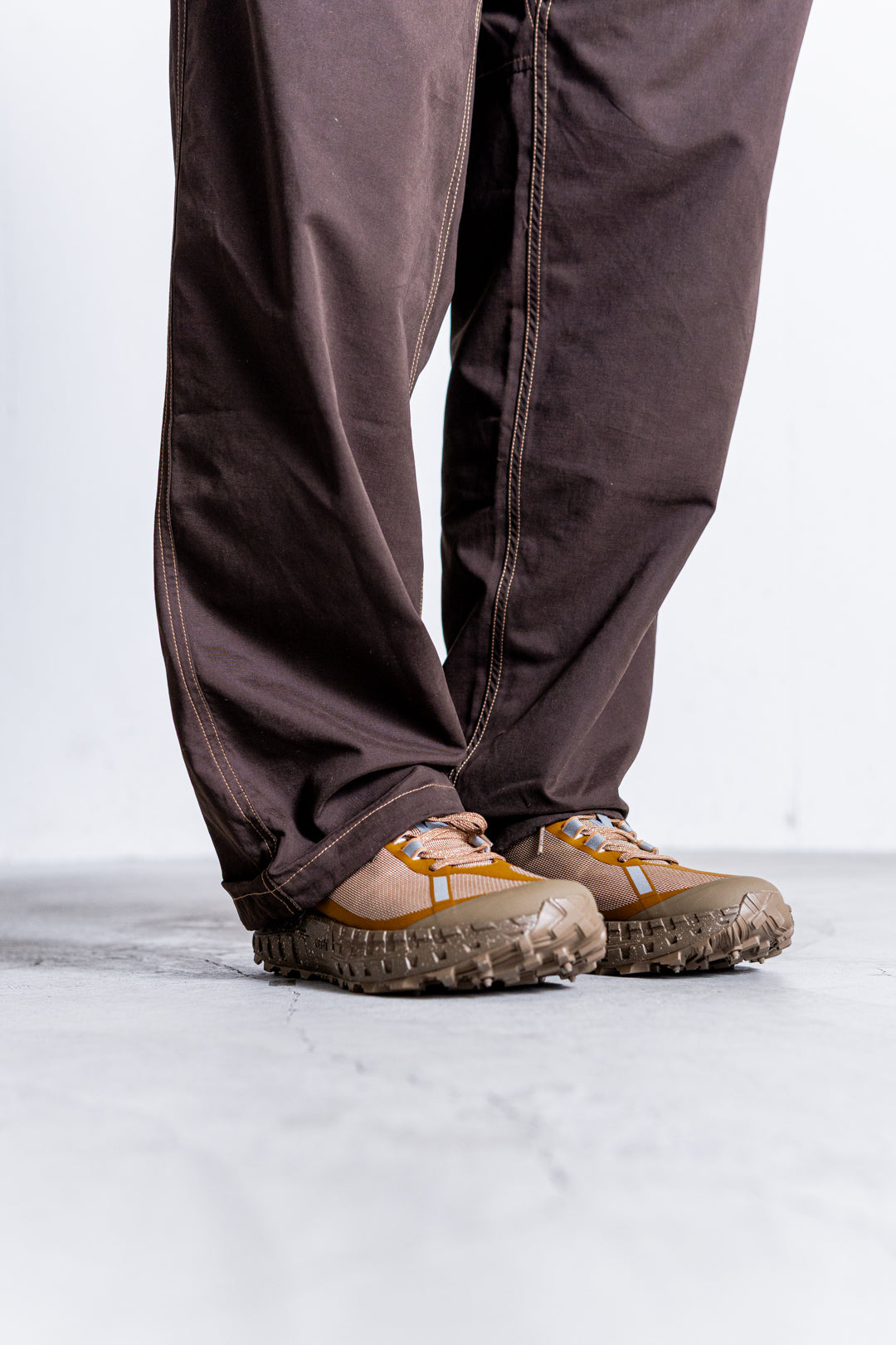【limited】HUNTING WORLD CRAFTED BY DESCENTE.LAB HARD SHELL ASYMMETRY FIELD JACKET